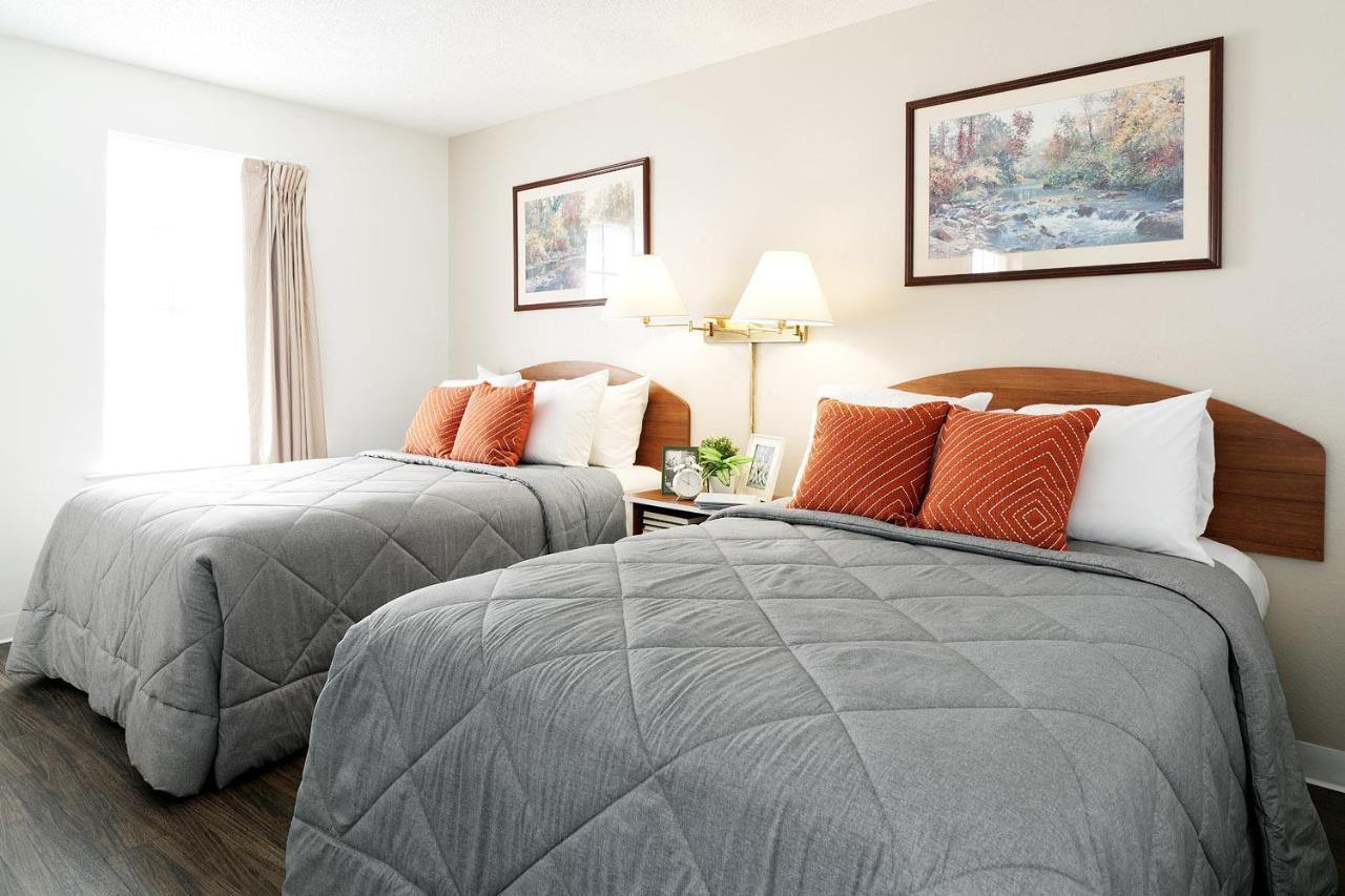Intown Suites Extended Stay โคโลราโดสปริงส์ ภายนอก รูปภาพ