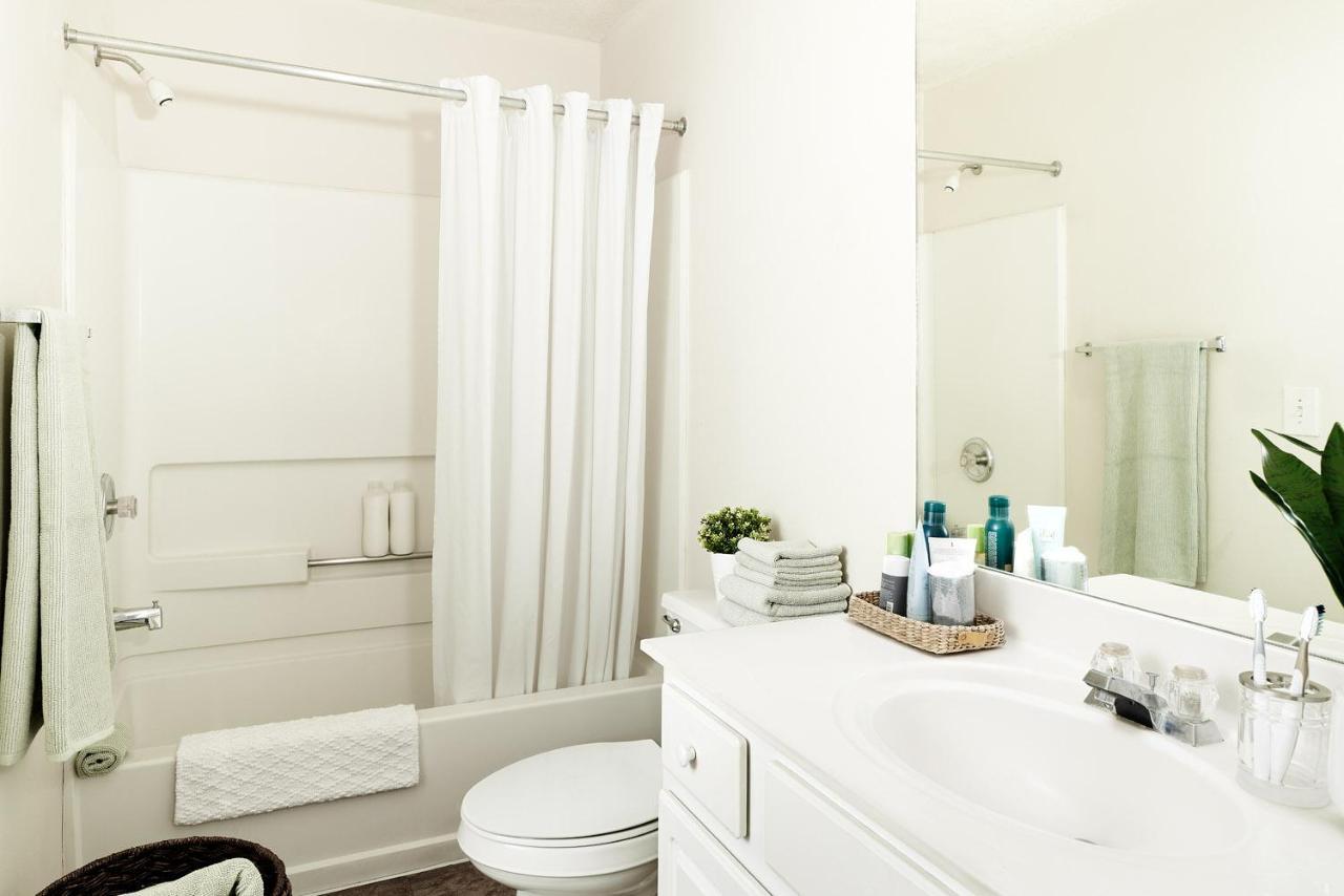 Intown Suites Extended Stay โคโลราโดสปริงส์ ภายนอก รูปภาพ